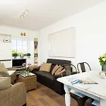 Lukas Hues Von Appartements & Mehr